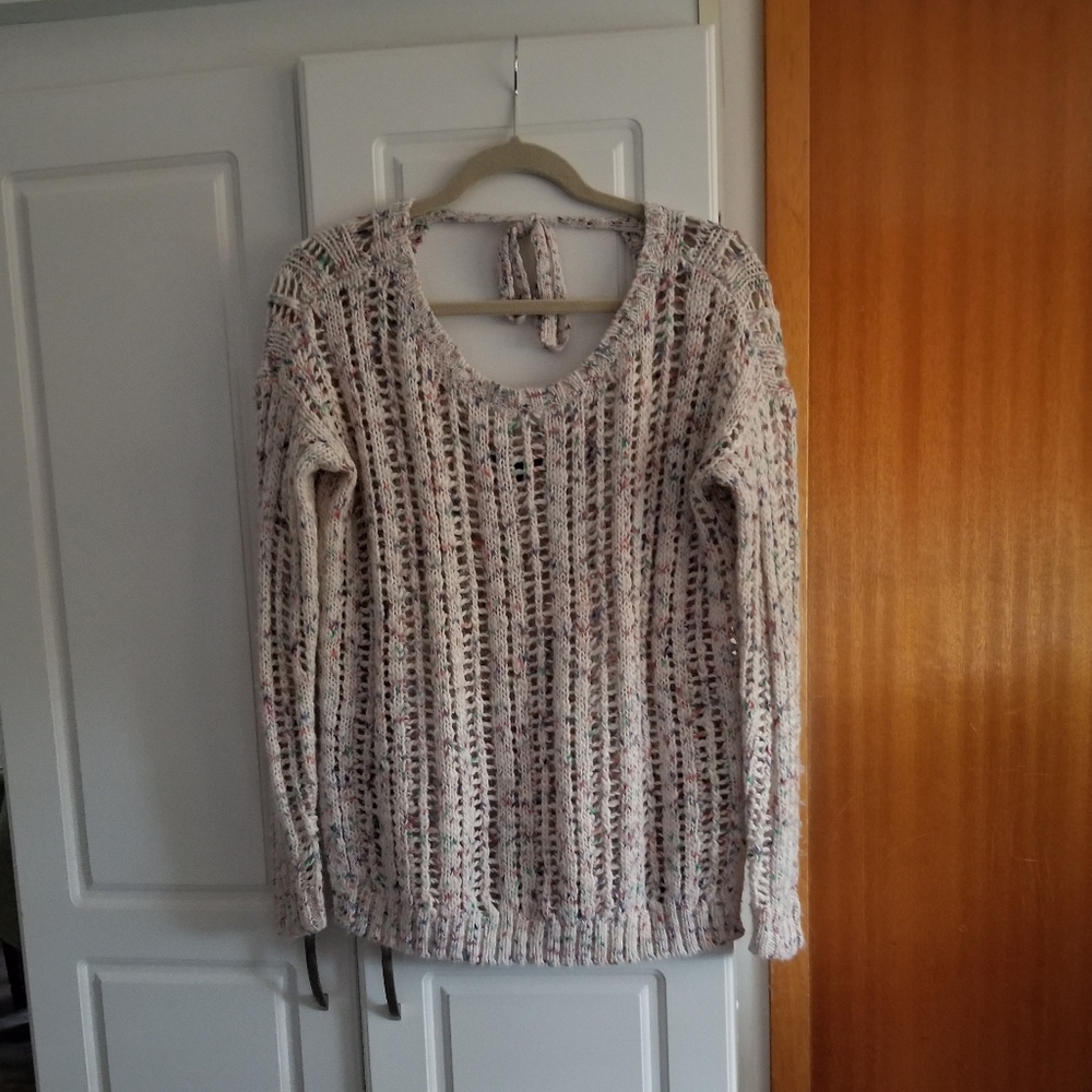 ππΊAmerican Eagle confetti loose knit sweater with back tie and side open